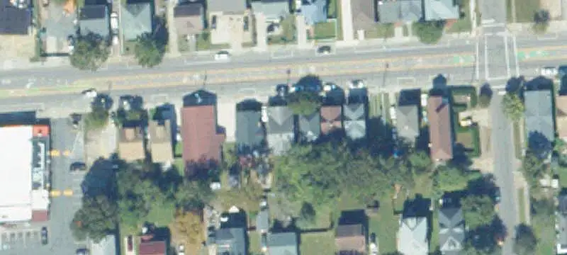 Duplex with Updated First-Floor Kitchen