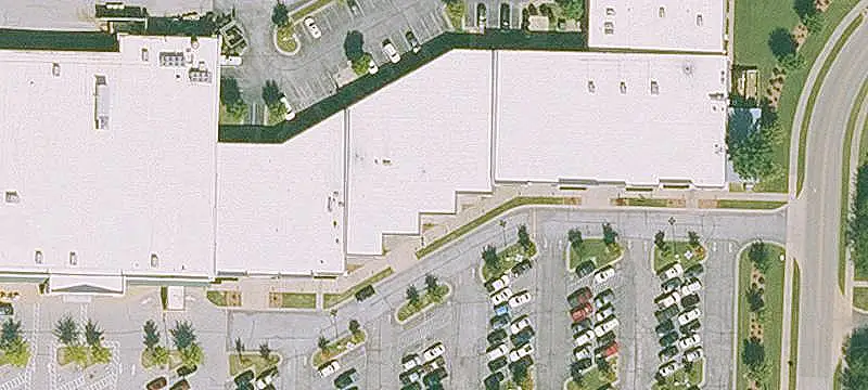 Retail Space in Anchored Center