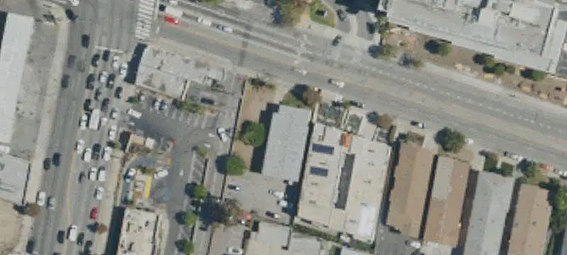 8-Unit Apartment Building