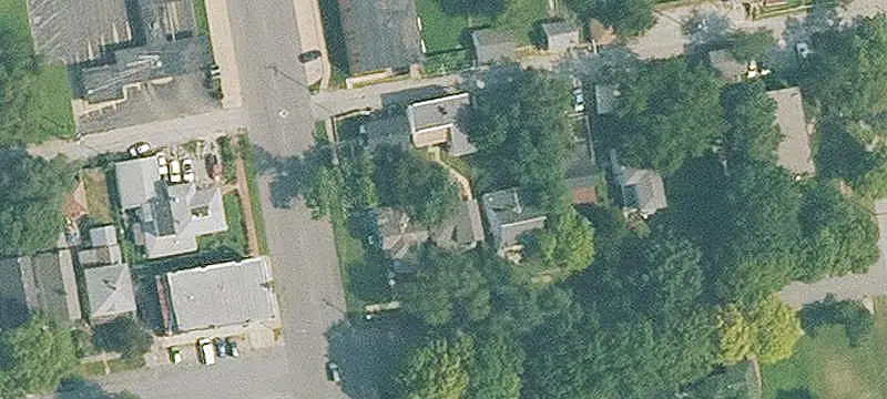 7-Unit Apartment Building