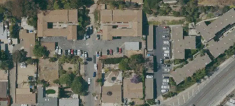 14-Unit Apartment Building