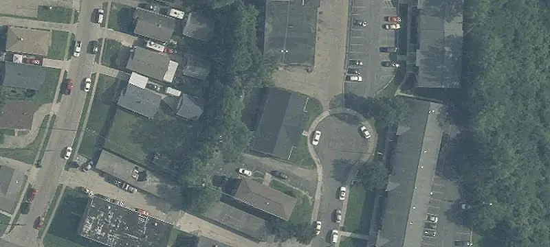 10-Unit Brick Apartment Building