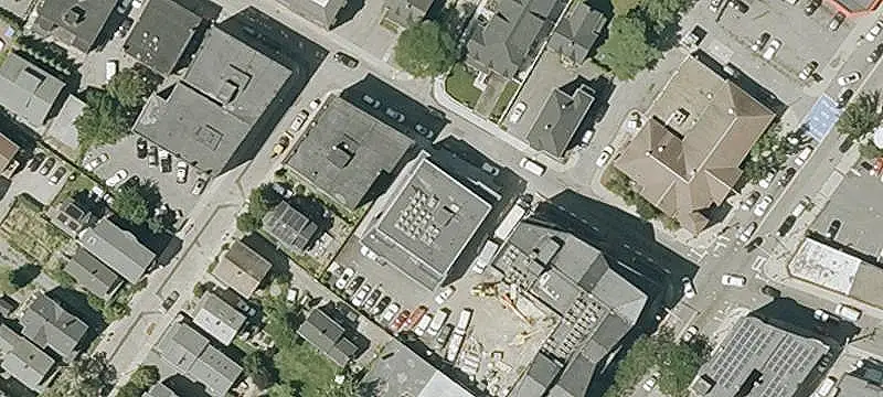 Mixed-Use Building with Artist Lofts
