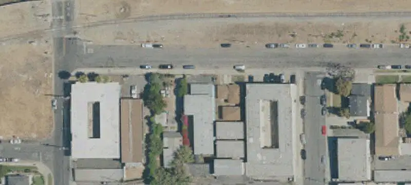 10-Unit Apartment Building