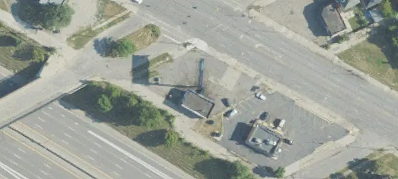 Freestanding Auto Shop