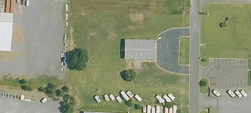 Mixed-Use Building with Warehouse Space