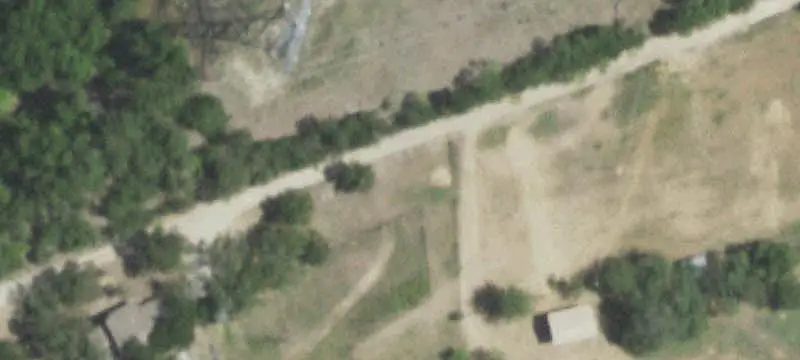 Automotive Property with Fenced Storage