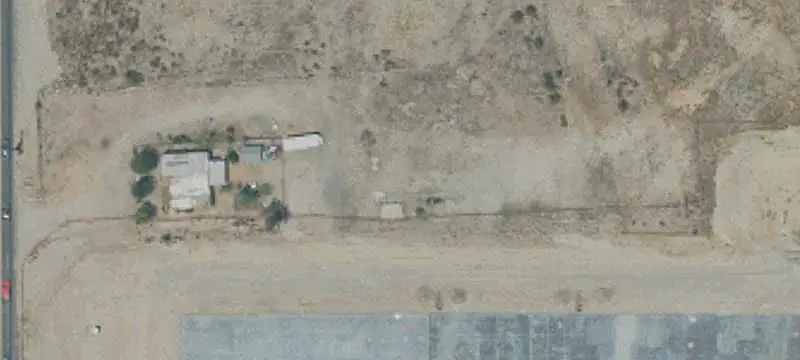 Distribution Center with Dock Doors