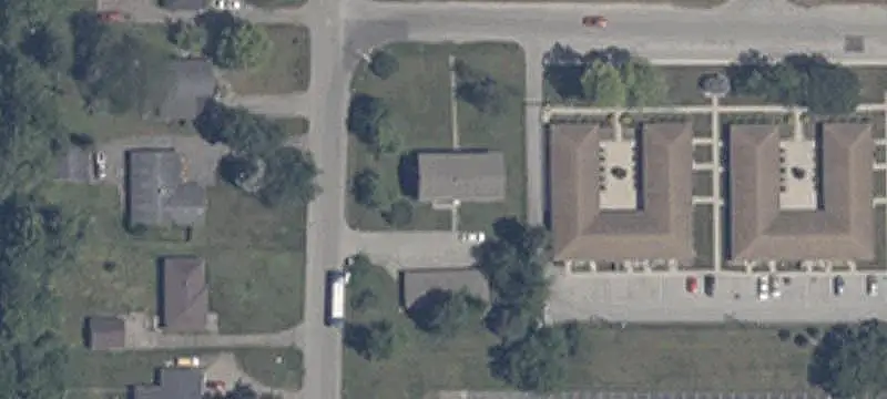 Brick 4-Unit Apartment Building