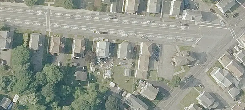 Two-Unit Duplex with Townhouse Layout