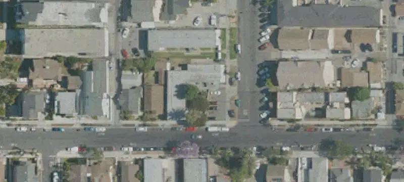 10-Unit Apartment Building