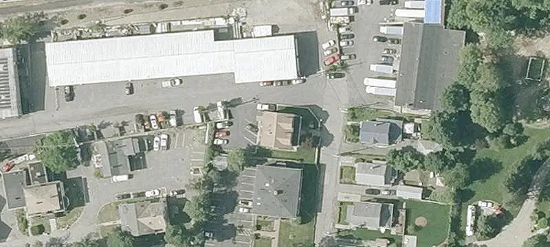 Flex Space with Overhead Doors