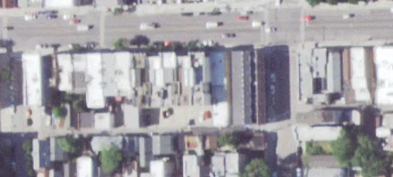 Chicago Avenue Live-Work Space