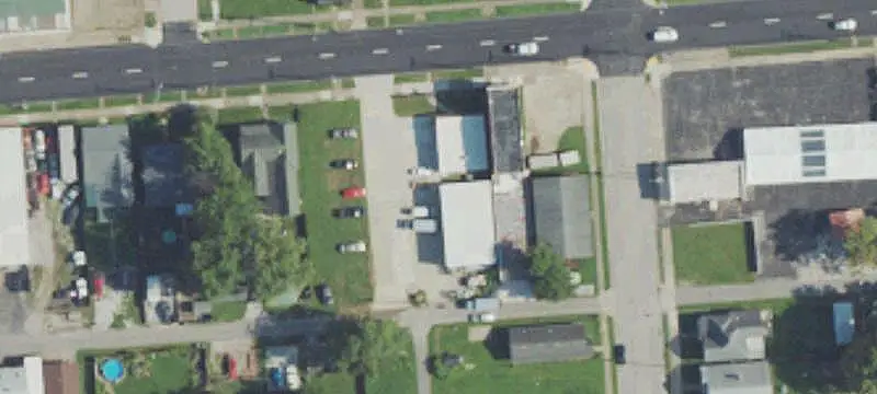Mixed-Use Office and Warehouse Property