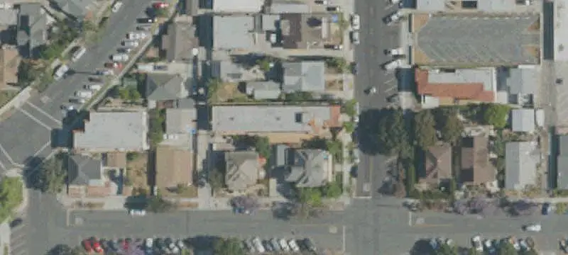 14-Unit Apartment Building