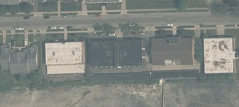 12-Unit Apartment Building