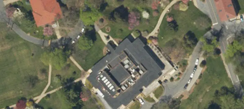 Mixed-Use Building with Dental Space