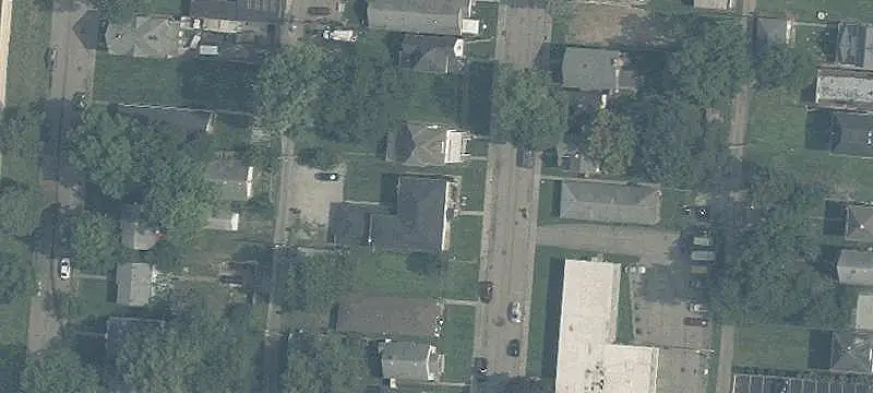 7-Unit Apartment Building