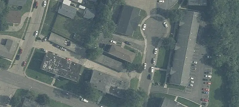 6-Unit Apartment Building