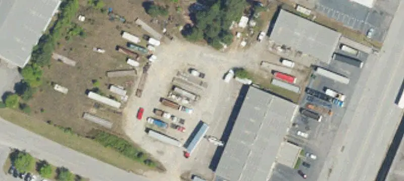 Truck and Trailer Service Facility
