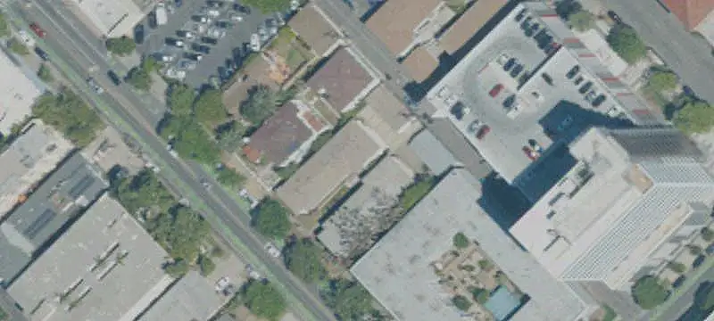 8-Unit Apartment Building