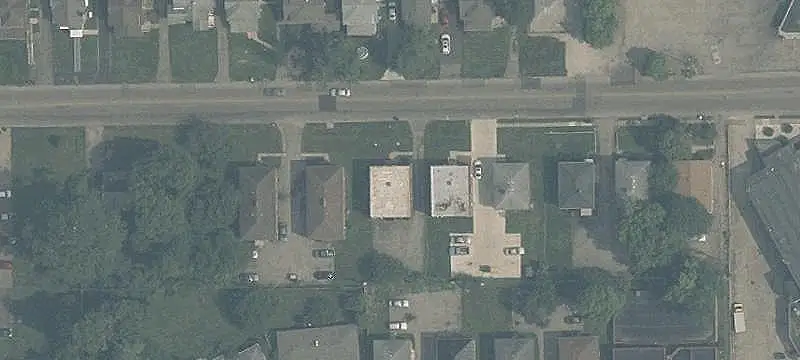 Brick 4-Unit Multifamily Building
