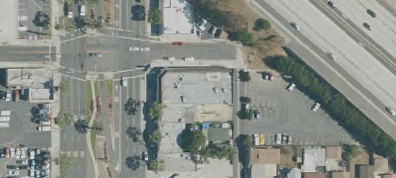 Multi-Tenant Retail Space