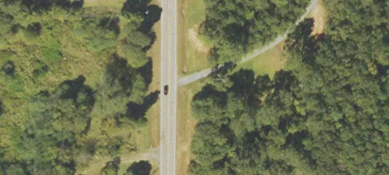 Hunting Land with Lake Structures
