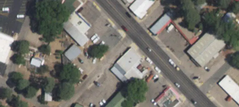 C2-Zoned Storefront