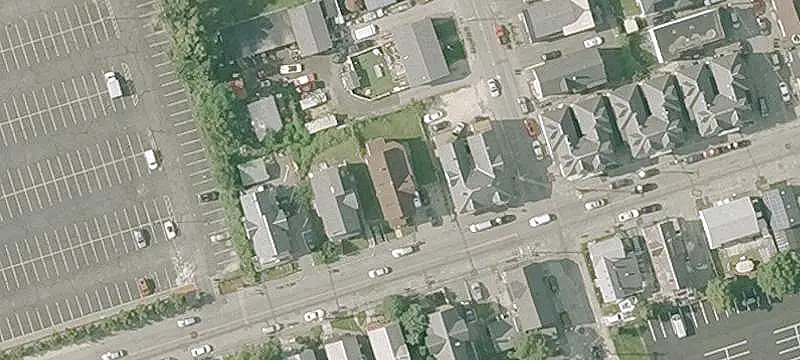 Triplex with Tandem Parking