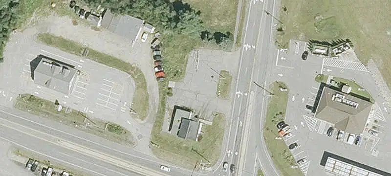 Multi-Level Retail Space