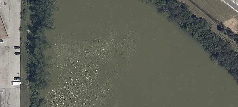 Signal-Access Commercial Land