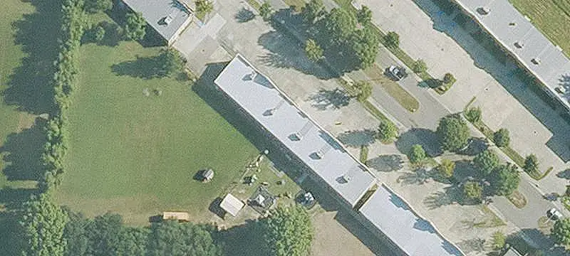 Flex Space with Overhead Door