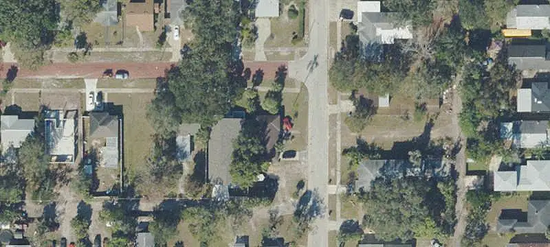 Triplex with Two Buildings