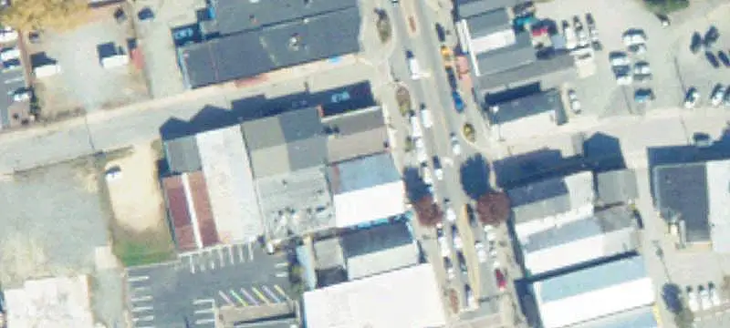 Multi-Tenant Mixed-Use Building