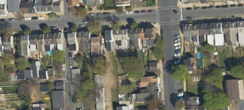 Mixed-Use Property with Apartment