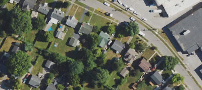 Multi-Tenant Strip Mall