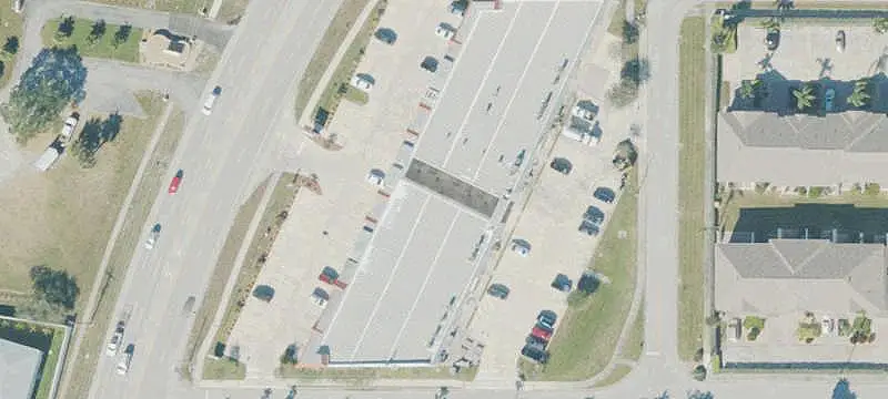 Retail Space with Restaurant Infrastructure