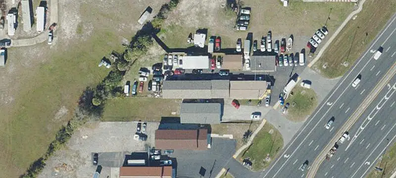Mixed-Use Property on Highway 19
