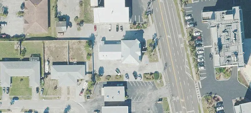 Office Unit with Open Floorplan