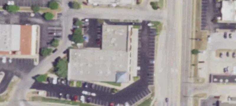 Twin Oaks Center Retail Space