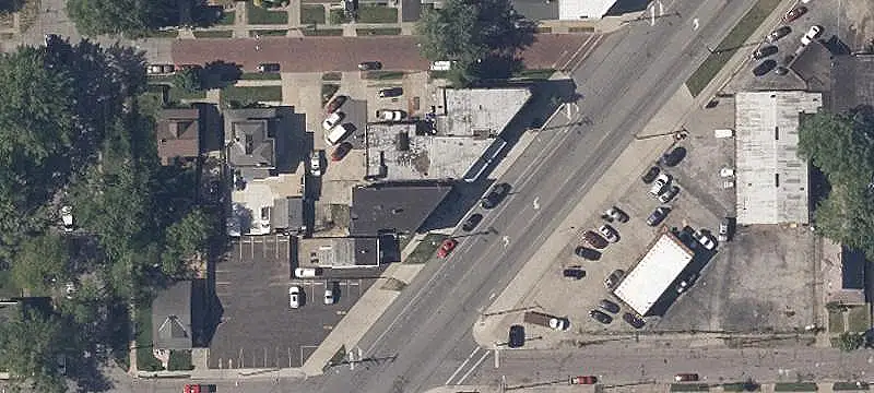 Mixed-Use Property with Irish Pub