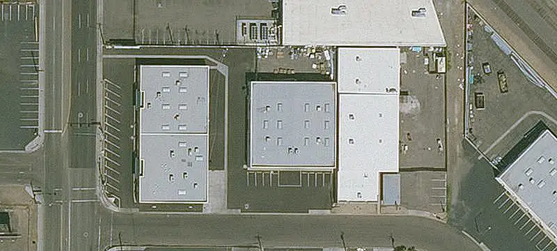 Flex Space with Secured Yard