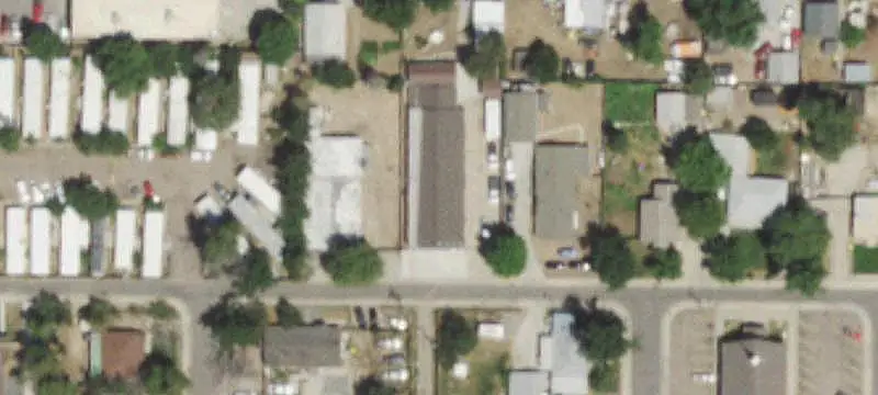 Flex Space with Secured Yard