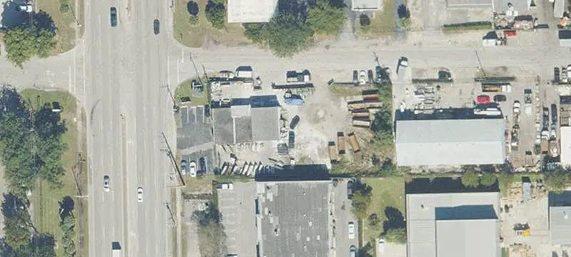 Industrial Space on Powerline Road