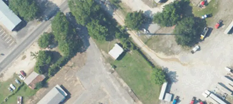 Industrial Property with Open Sheds