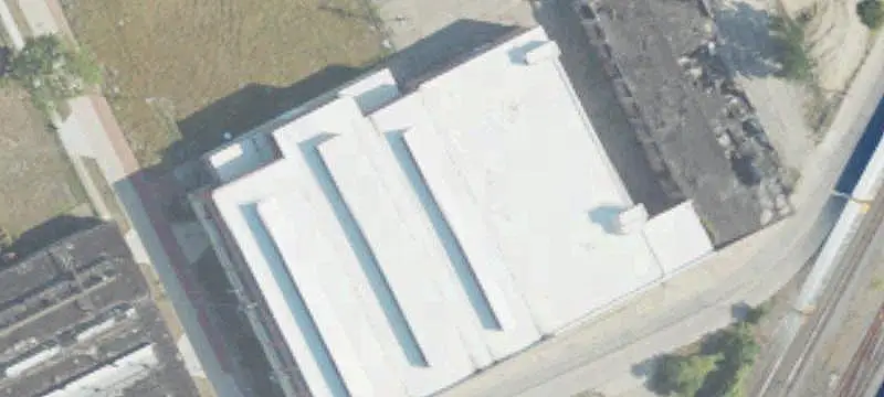 Industrial Building with 30-Foot Clear Height