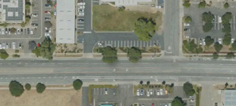 Warehouse with Fenced Yard