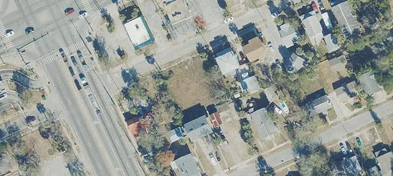 Commercial Land