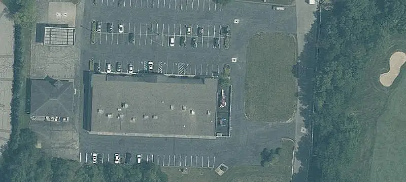 Open-Plan Retail Space